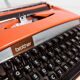 Machine à écrire brother de luxe 879 révisée et ruban neuf qwertz