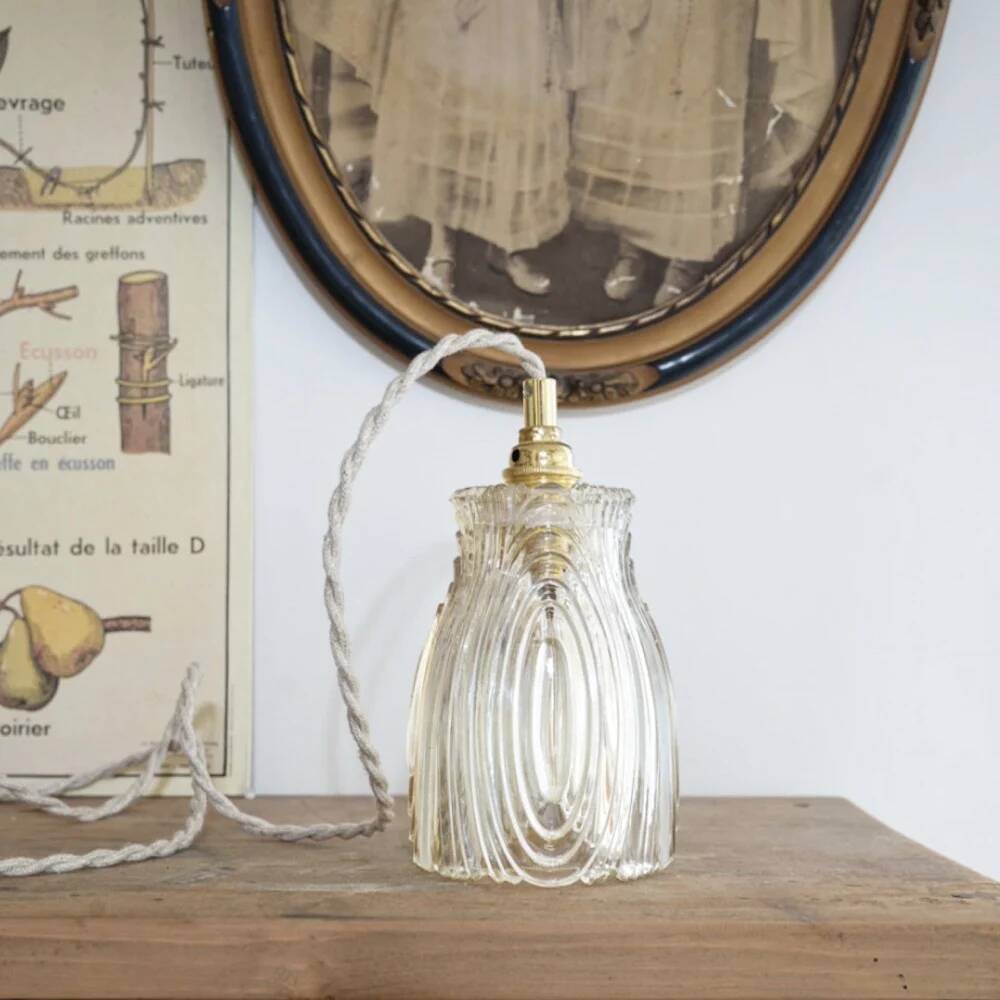 Amber cut glass tulip lamp