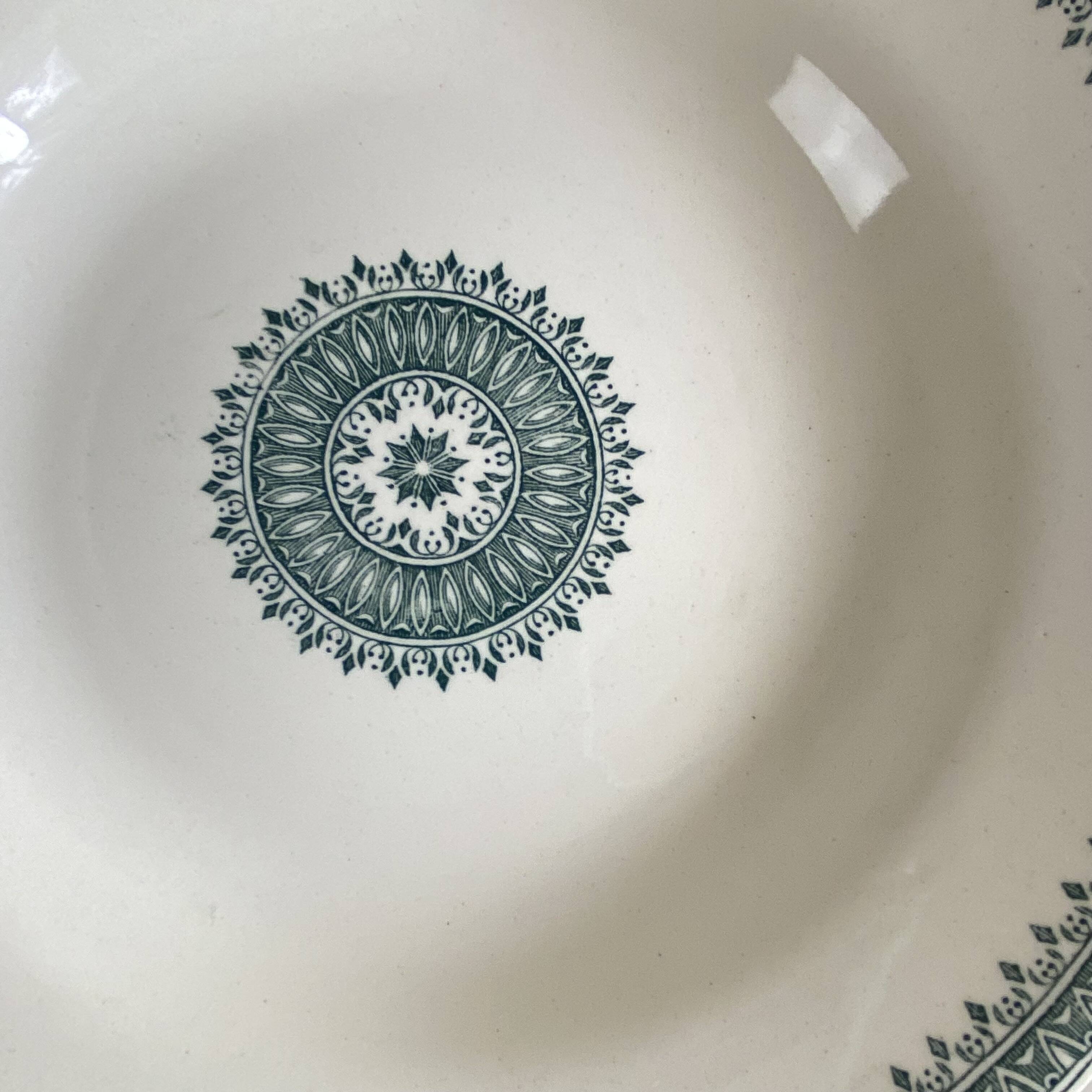 6 deep plates, antique earthenware, ironstone from Creil and Montereau.
