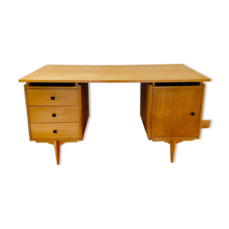 Vintage office