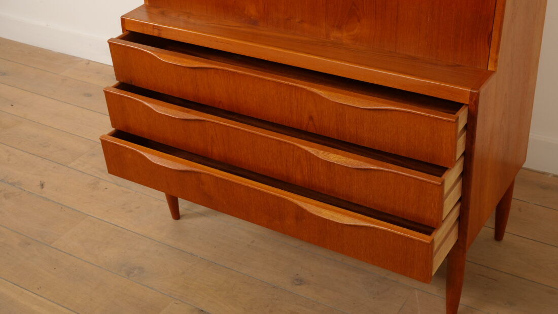 Vintage writing desk | Erling Torvits | Teak | 104 cm