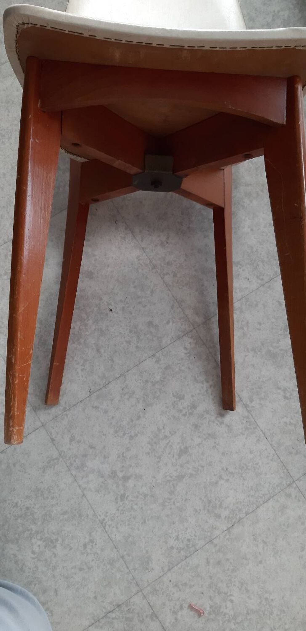 Vintage 1950s 60s dining room chair with tapered legs