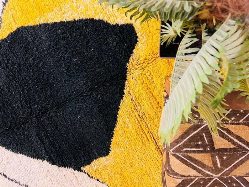 Beni Ouraine rug in natural wool, size 150 x 250 cm