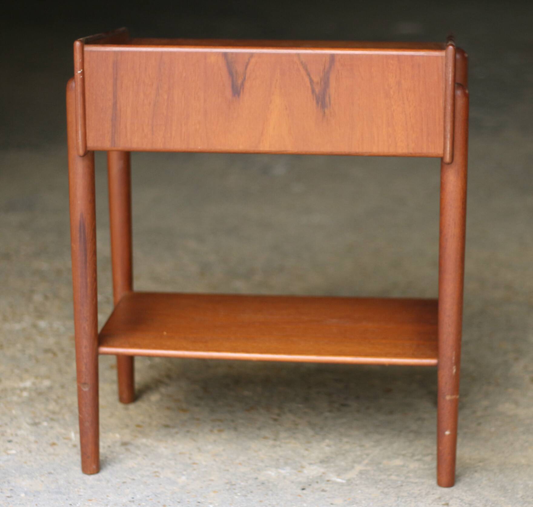 Succession LACOSTE: Scandinavian chair Model 148 - Borge Mogensen. 1954