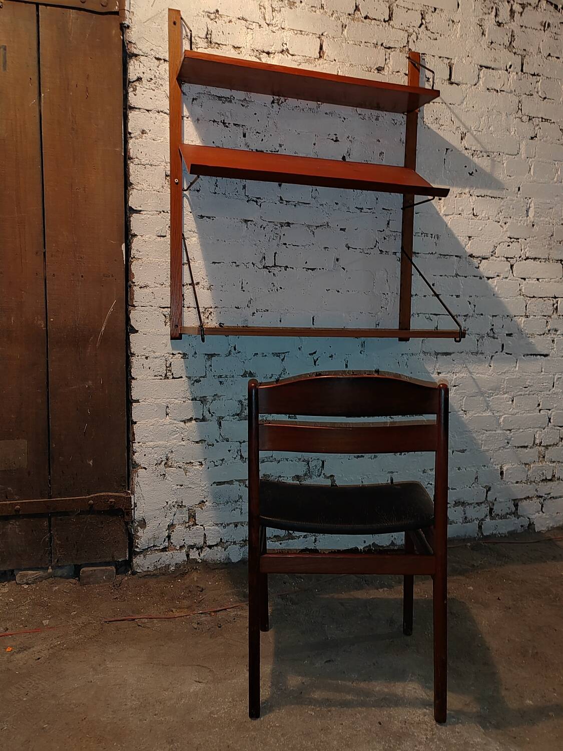 Cadovius Small Workstation