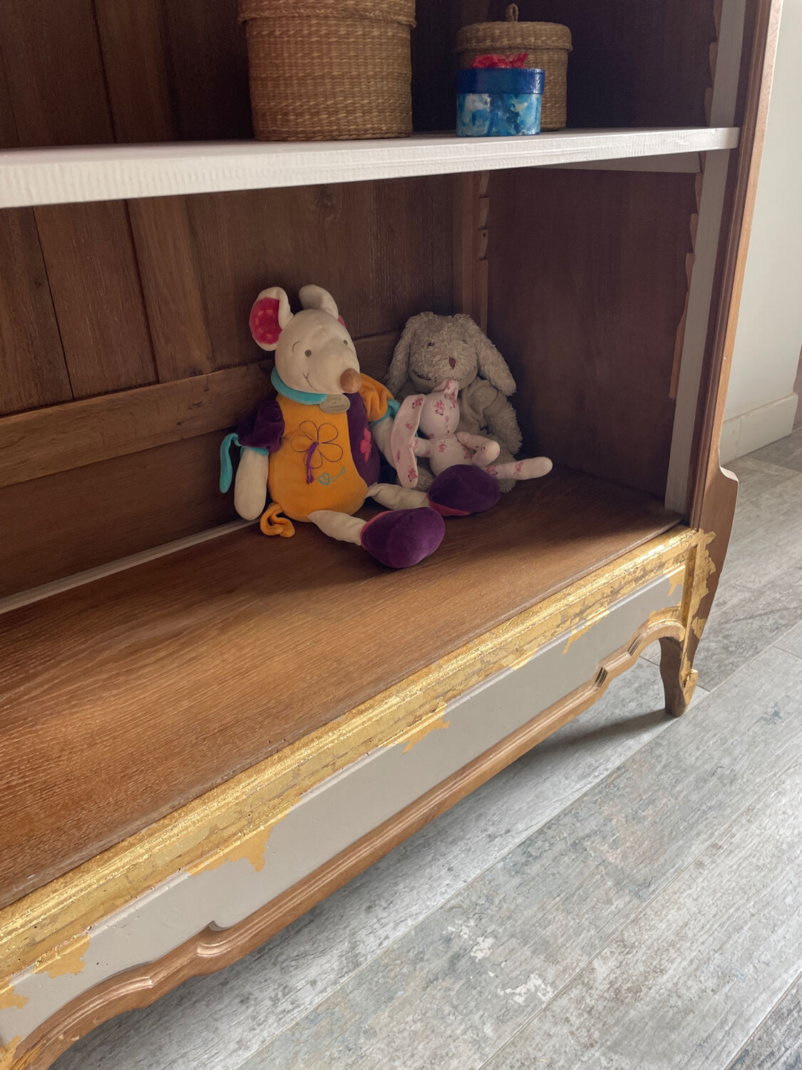 Cabinet without door