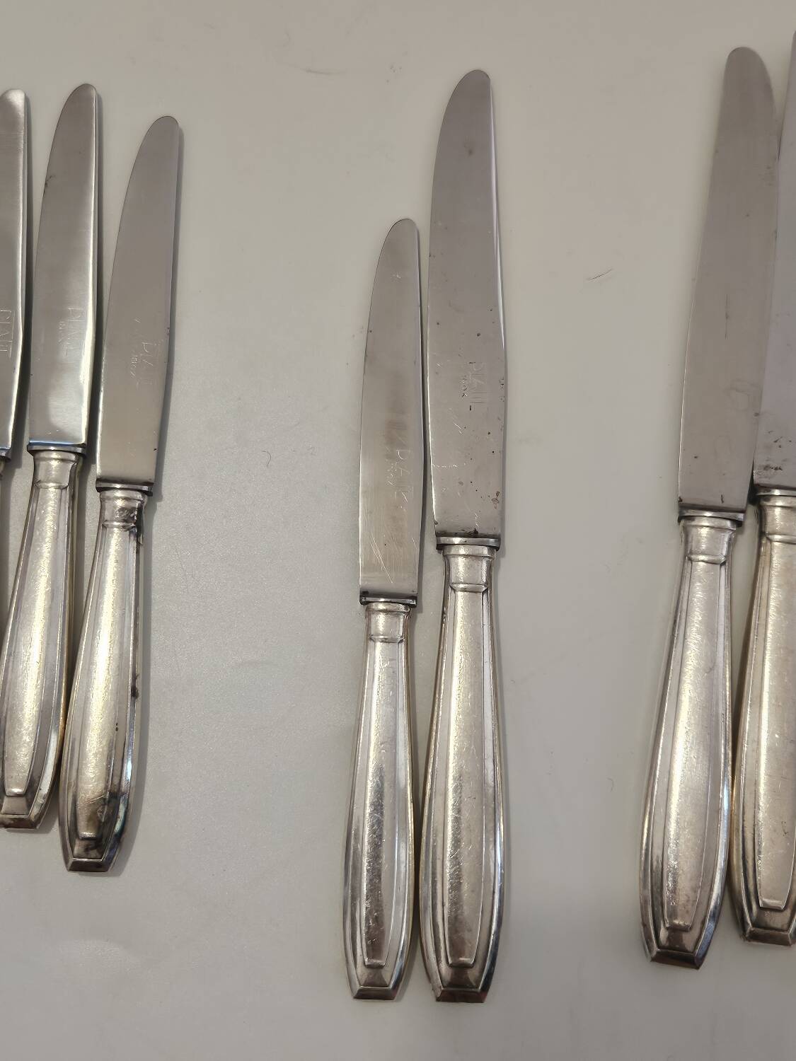 Set of stainless steel platil knives