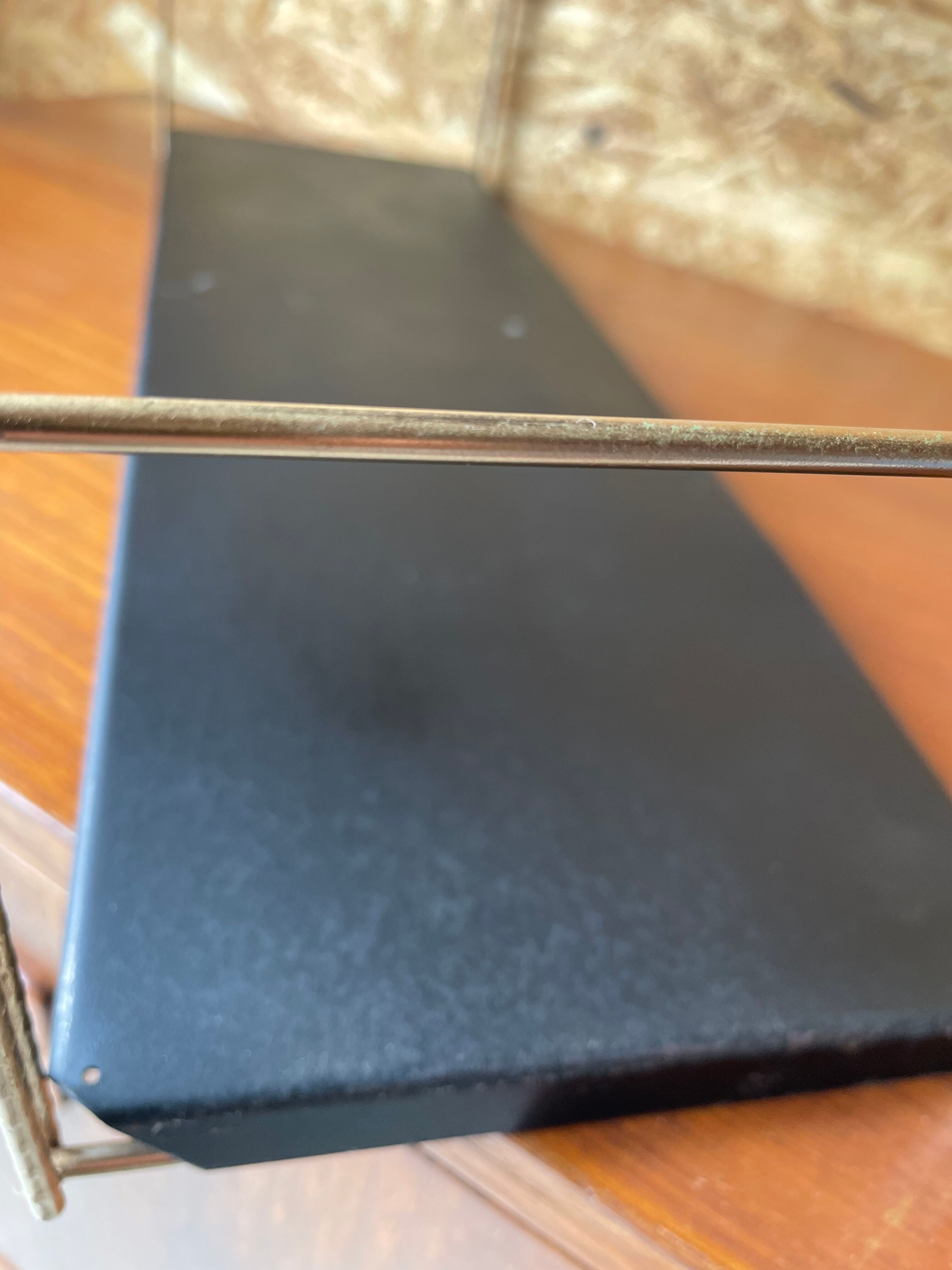 Wall shelf 60s tomado style