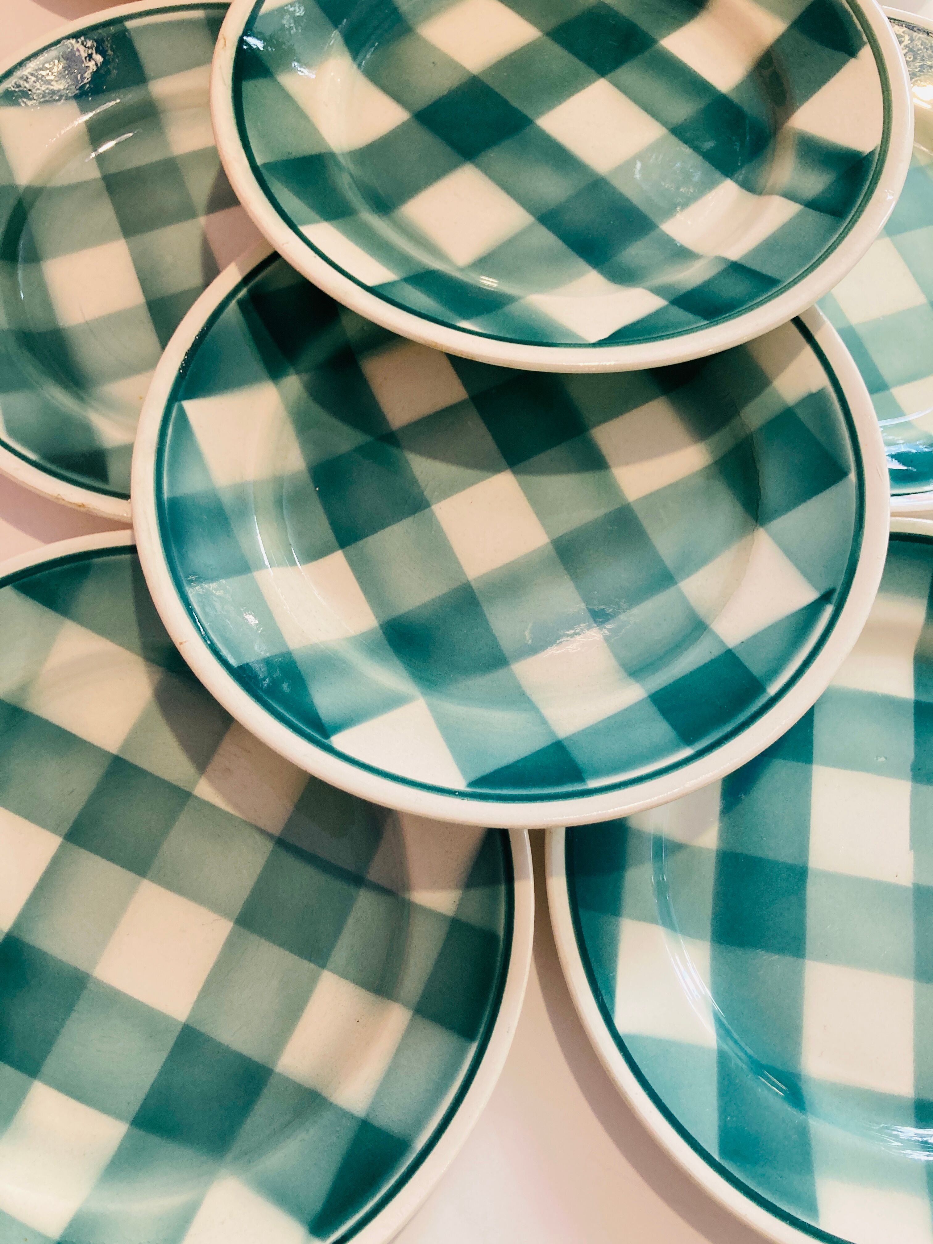 10 hollow plates with green checkered FN of givors