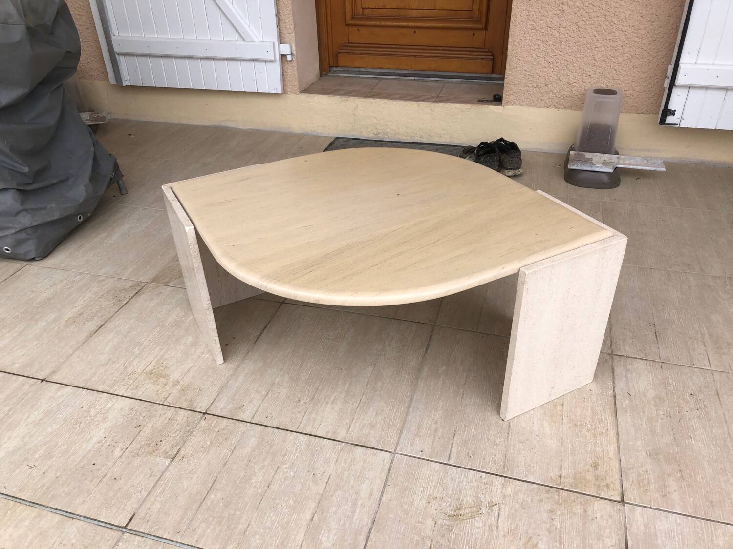 Vintage water drop travertine coffee table