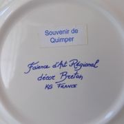 Plate of Breton earthenware of regional art KG France Quimper