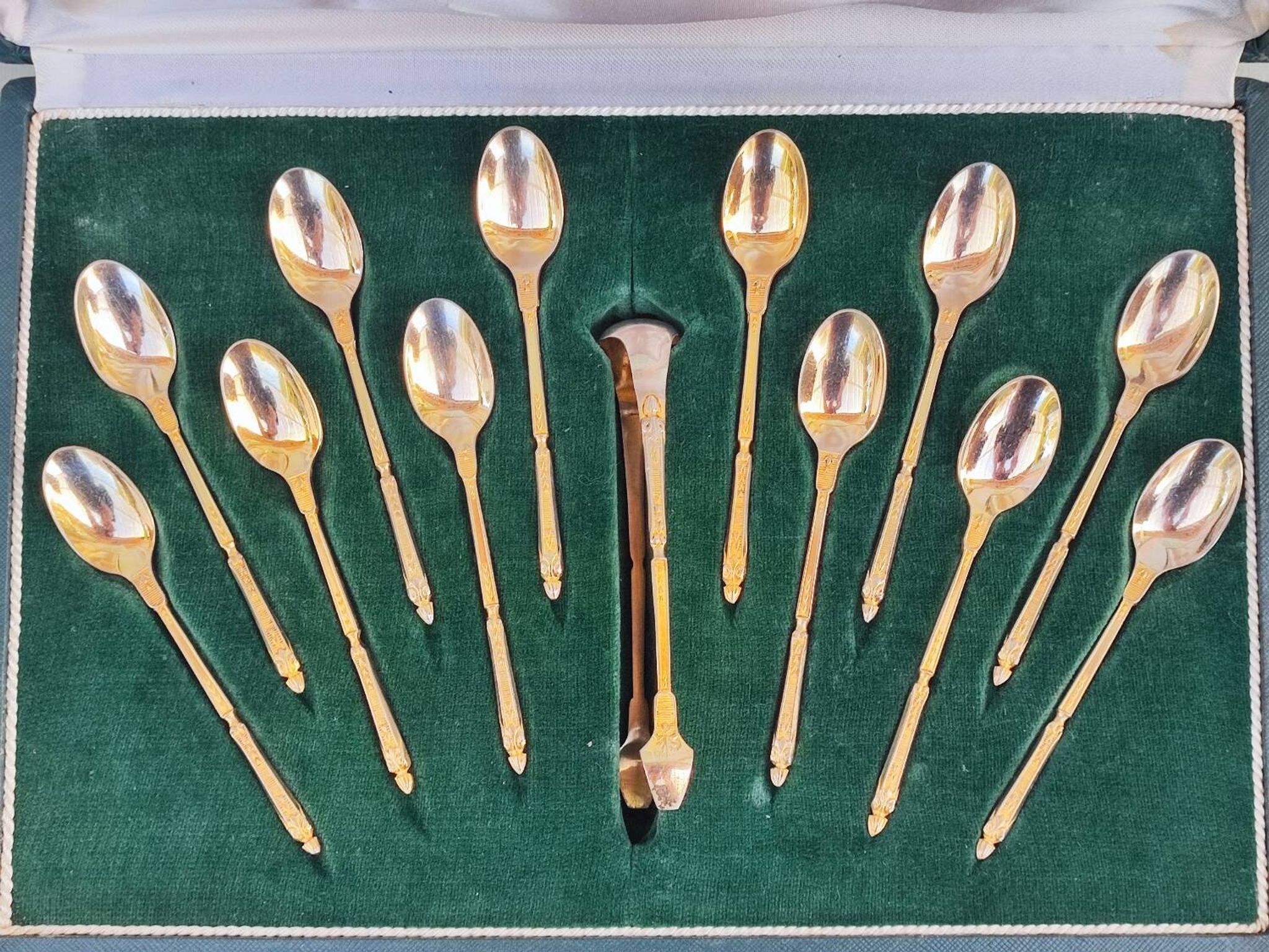 12 gilt metal teaspoons