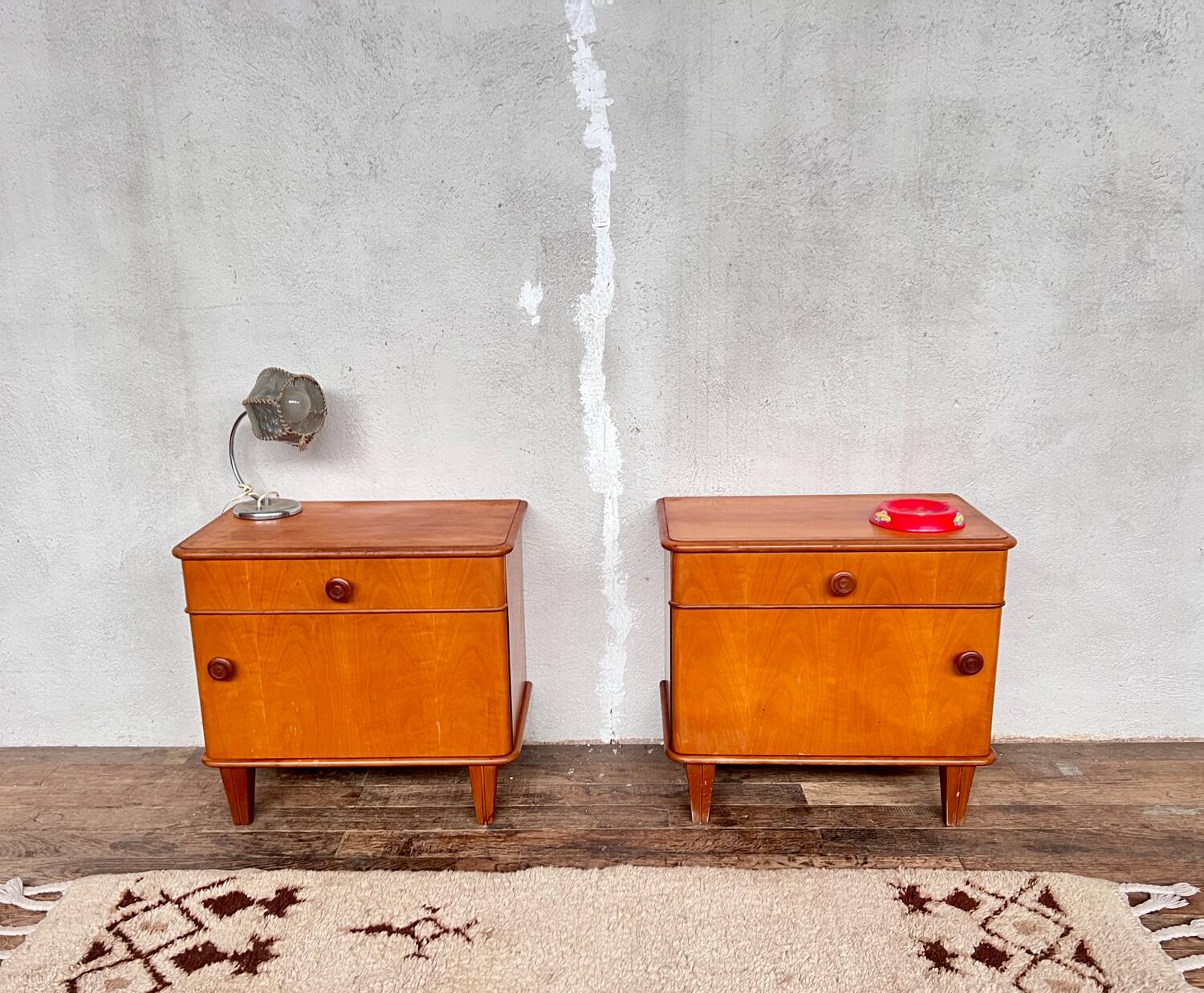 Deux table de nuit chevet bout de canapé vintage