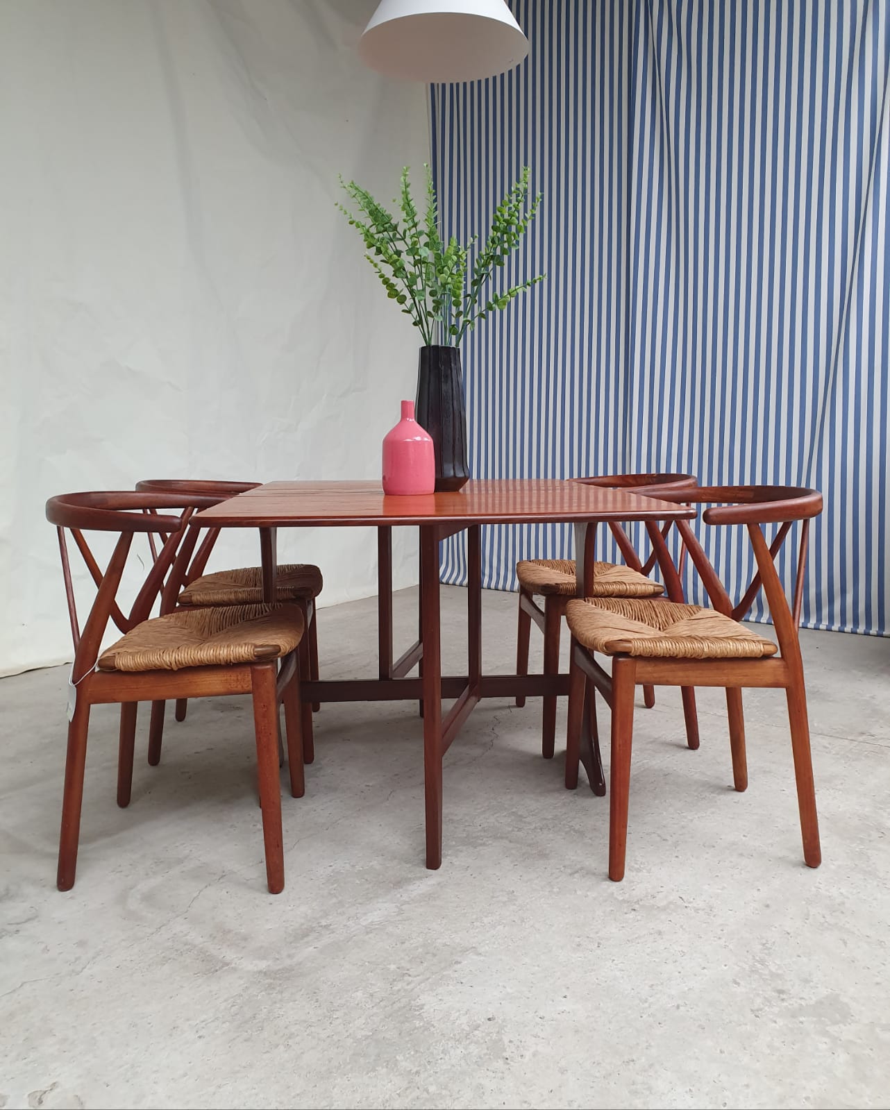 Extending dining table by G Plan