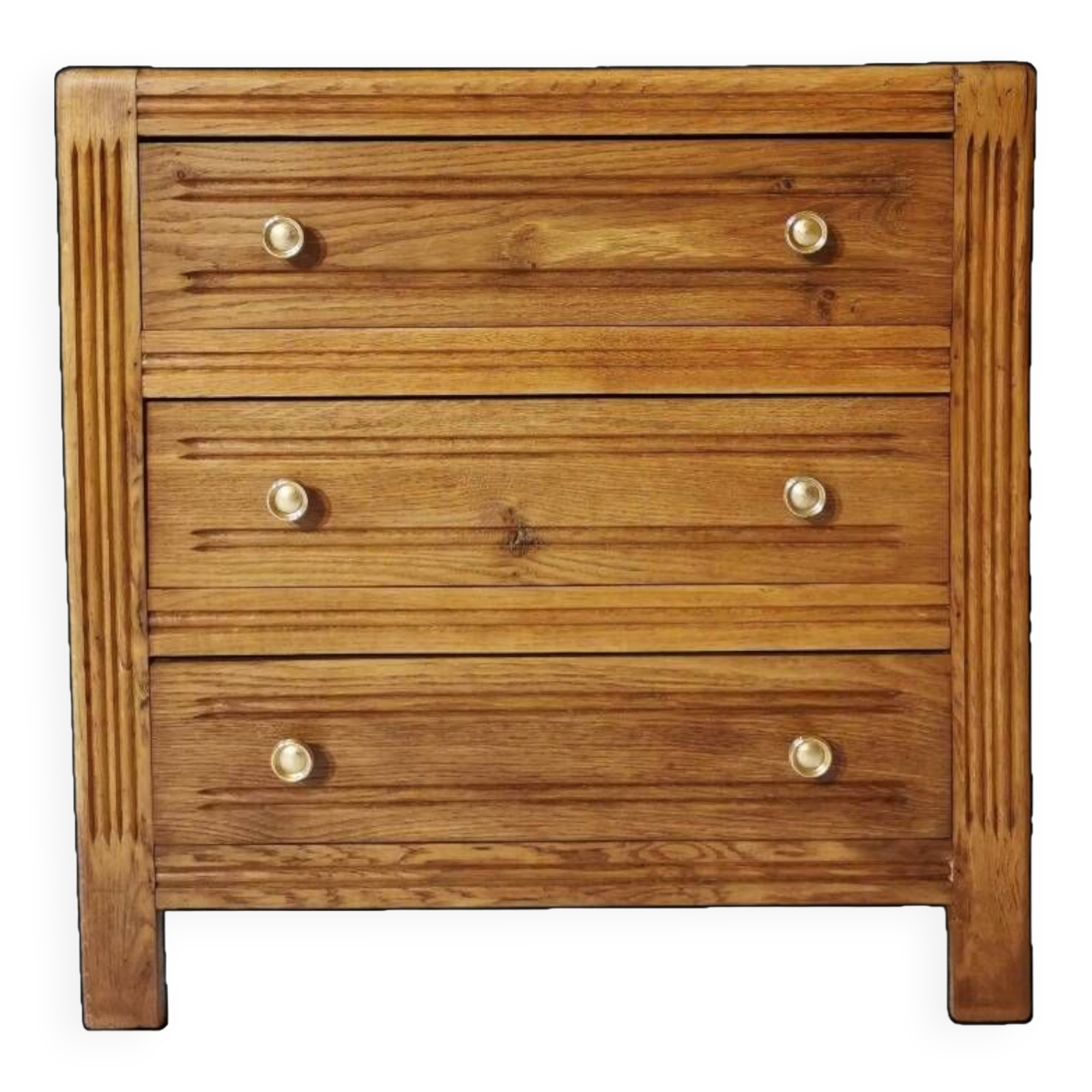 Oak chest of drawers