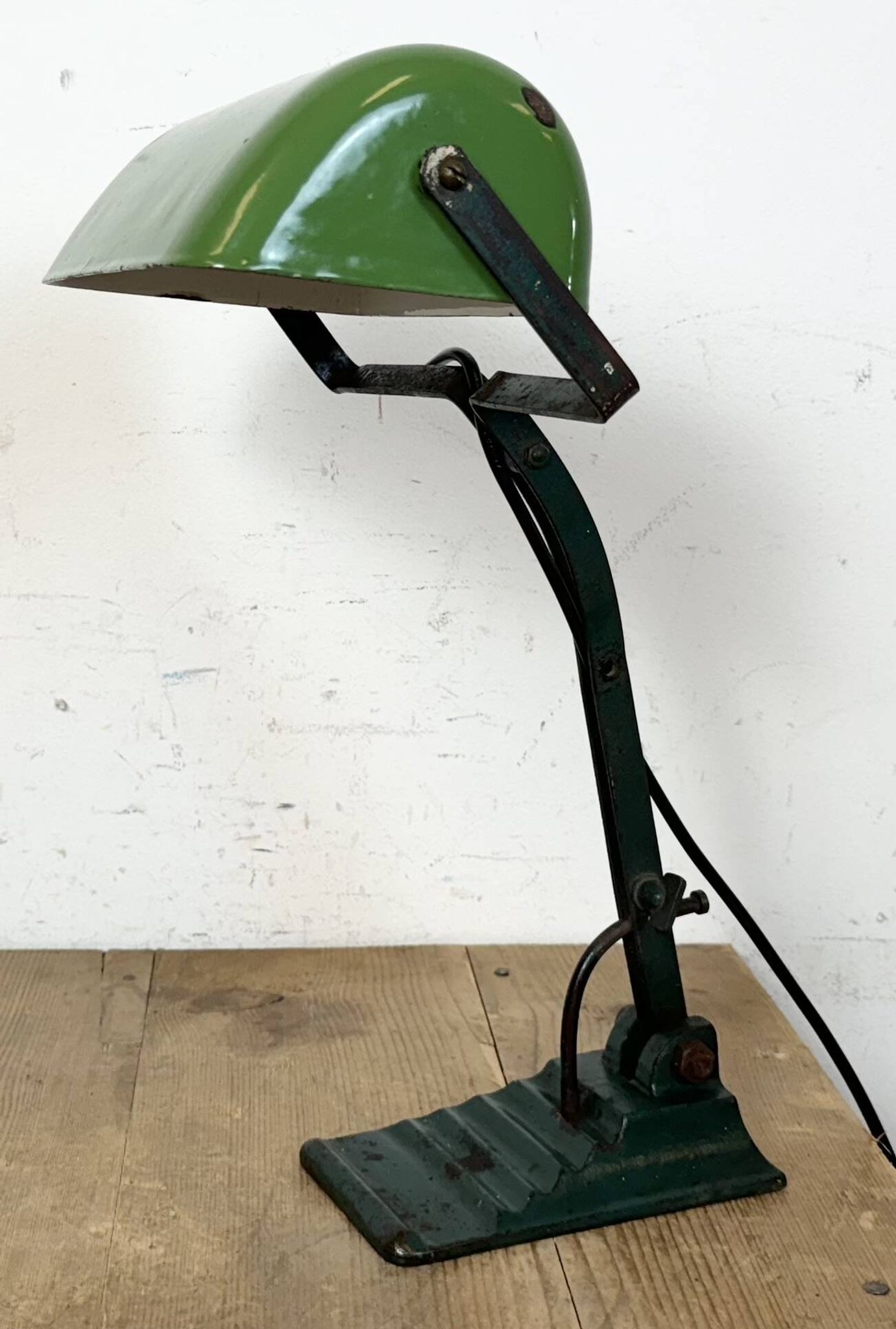 Vintage Green Enamel Bank Lamp, 1950s