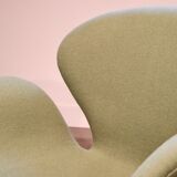 Early model 3320 Swan Chair by Arne Jacobsen for Fritz Hansen, 1950s