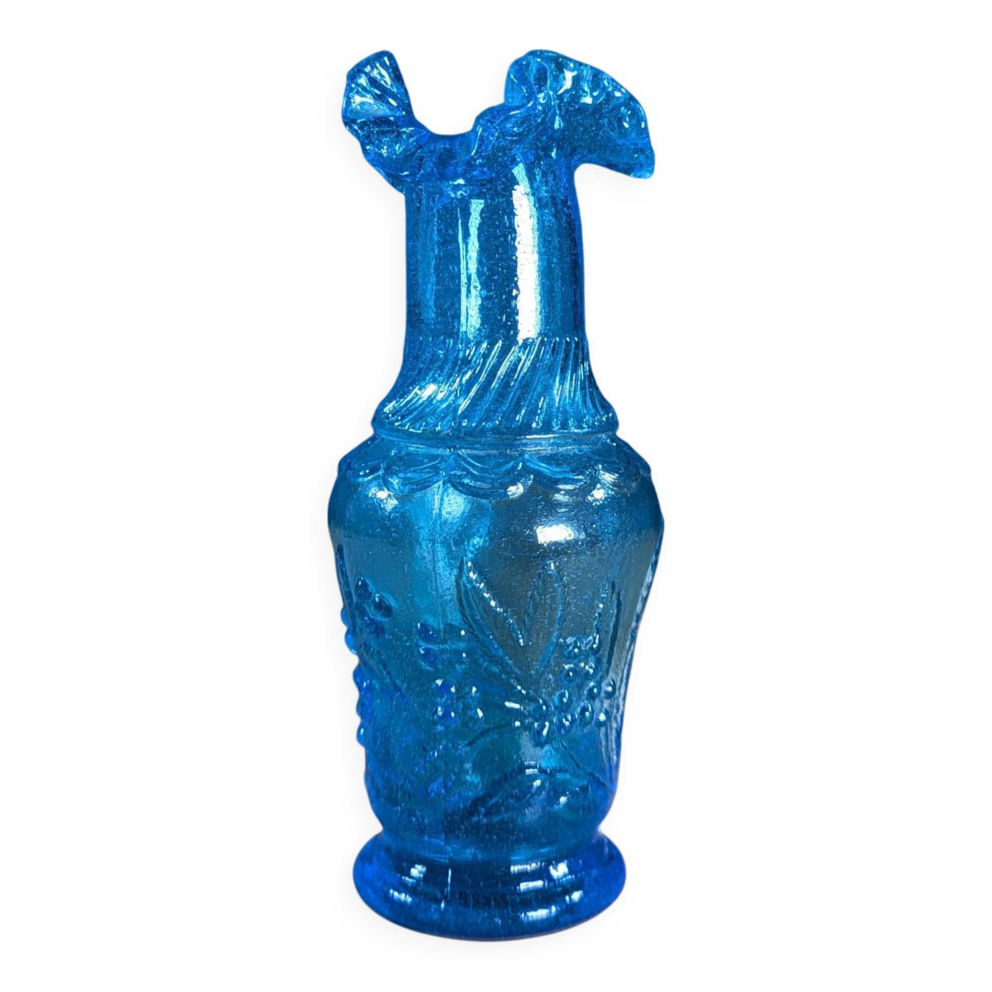 Petit vase Empoli en verre bleu à décor de branches et fruits en relief 16c