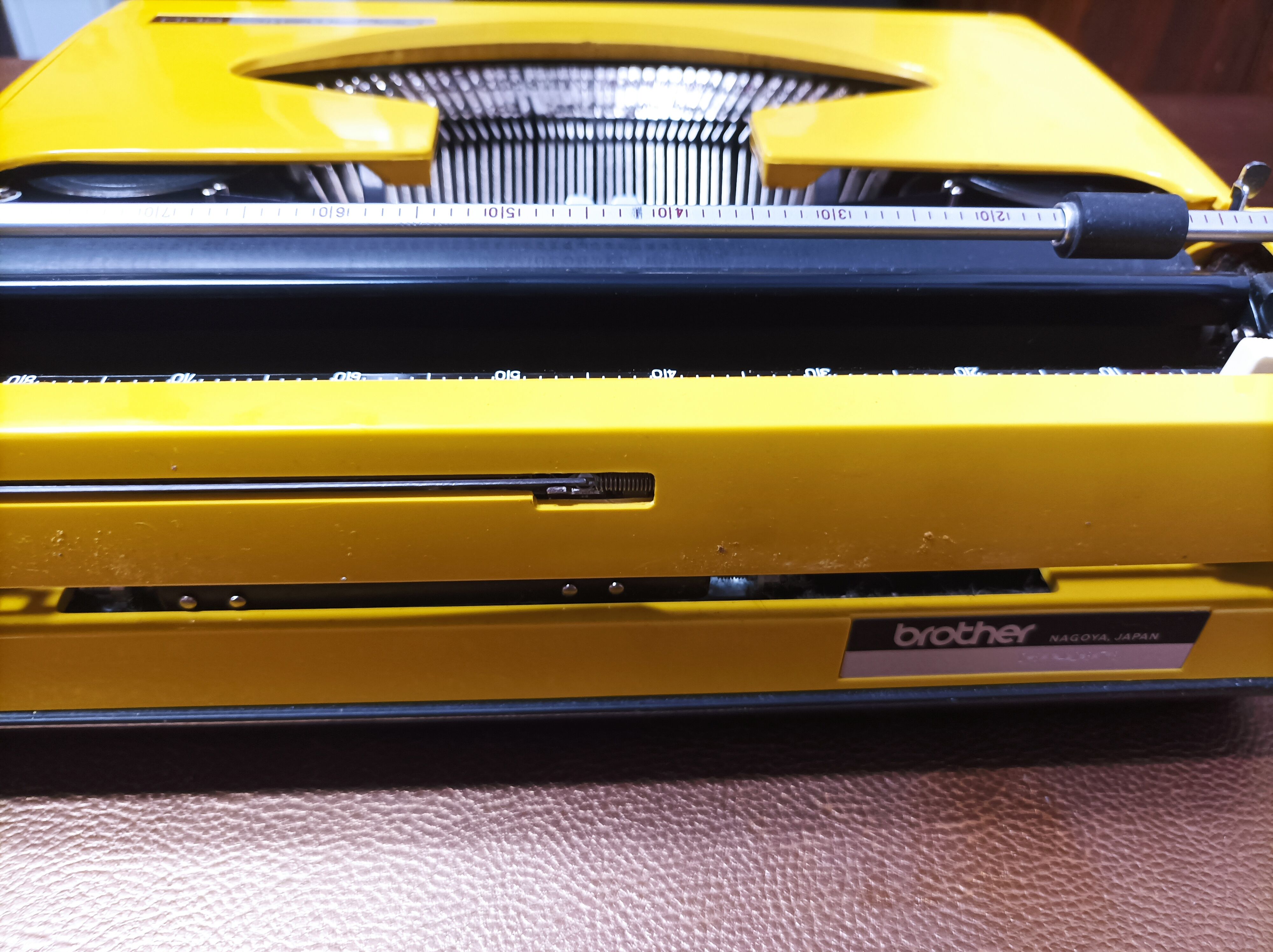 Typewriter Brother Nogamatic 600 Yellow