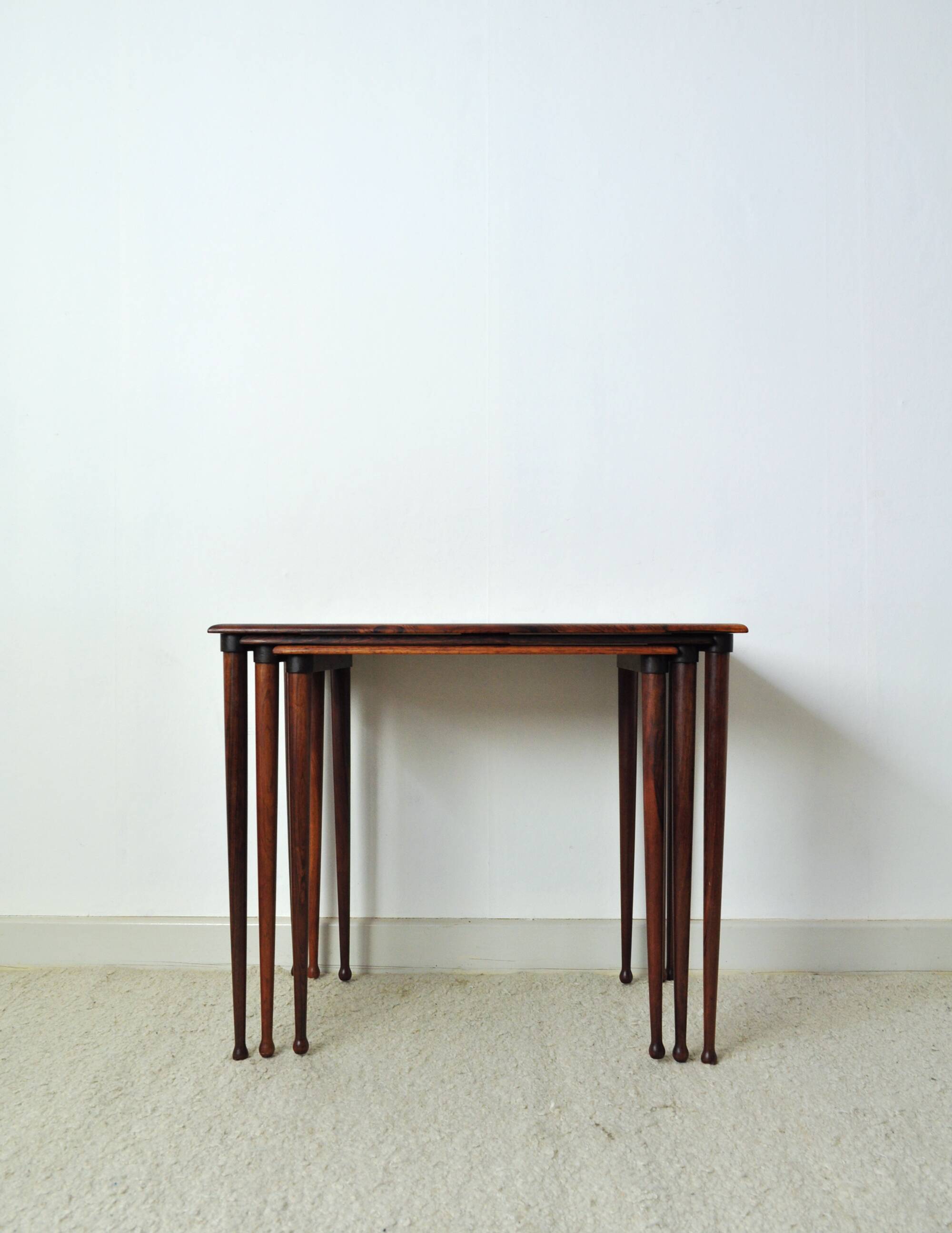 Scandinavian Modern Rosewood Nesting Tables with Drumstick Legs