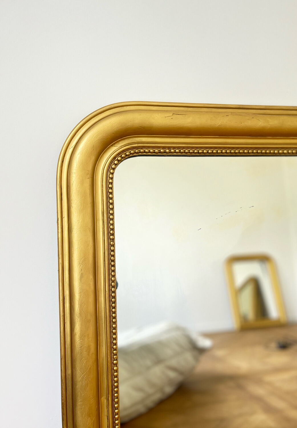 Mirror, old Louis-Philippe pearl 108 × 78