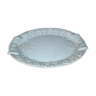 Paire de plats en porcelaine vernissée blanche