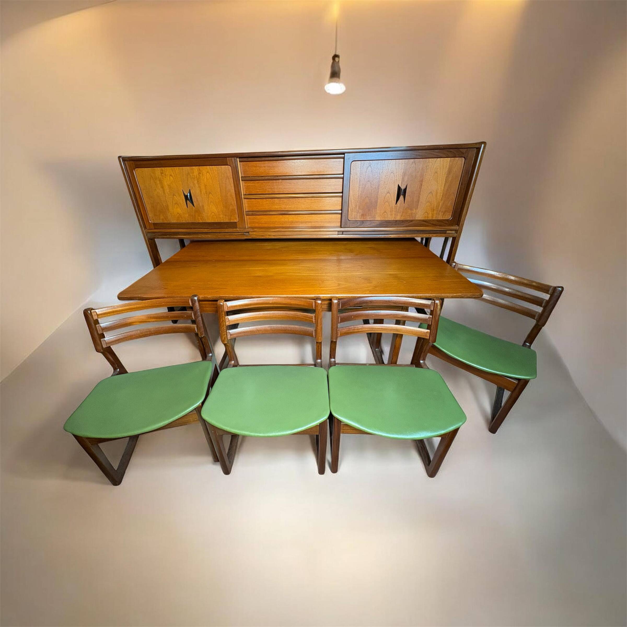 Ensemble de salle à manger vintage en teck des années 50 par Elliotts de Newbury, vers 1960.