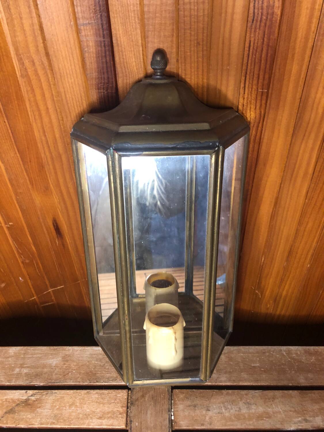 Old Brass Lantern Wall Lamp with Mirrored Background + Vintage Glass Plates