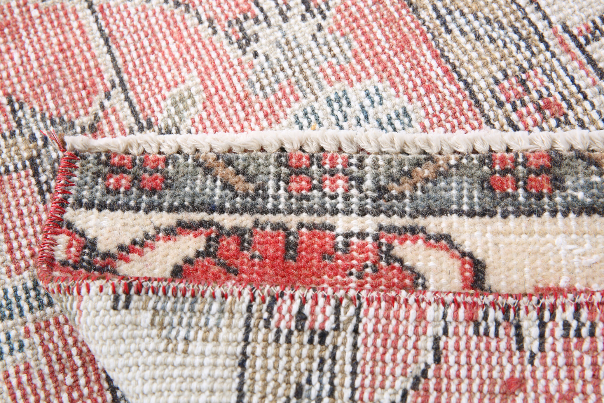 2x8 red floral turkish runner rug.77x261cm