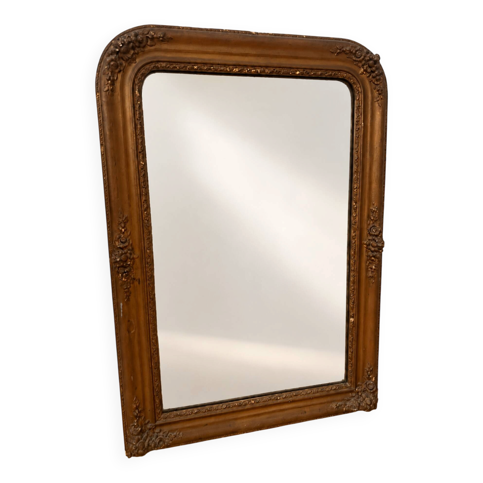 Large antique gold mirror with floral decoration – 105 × 78 cm