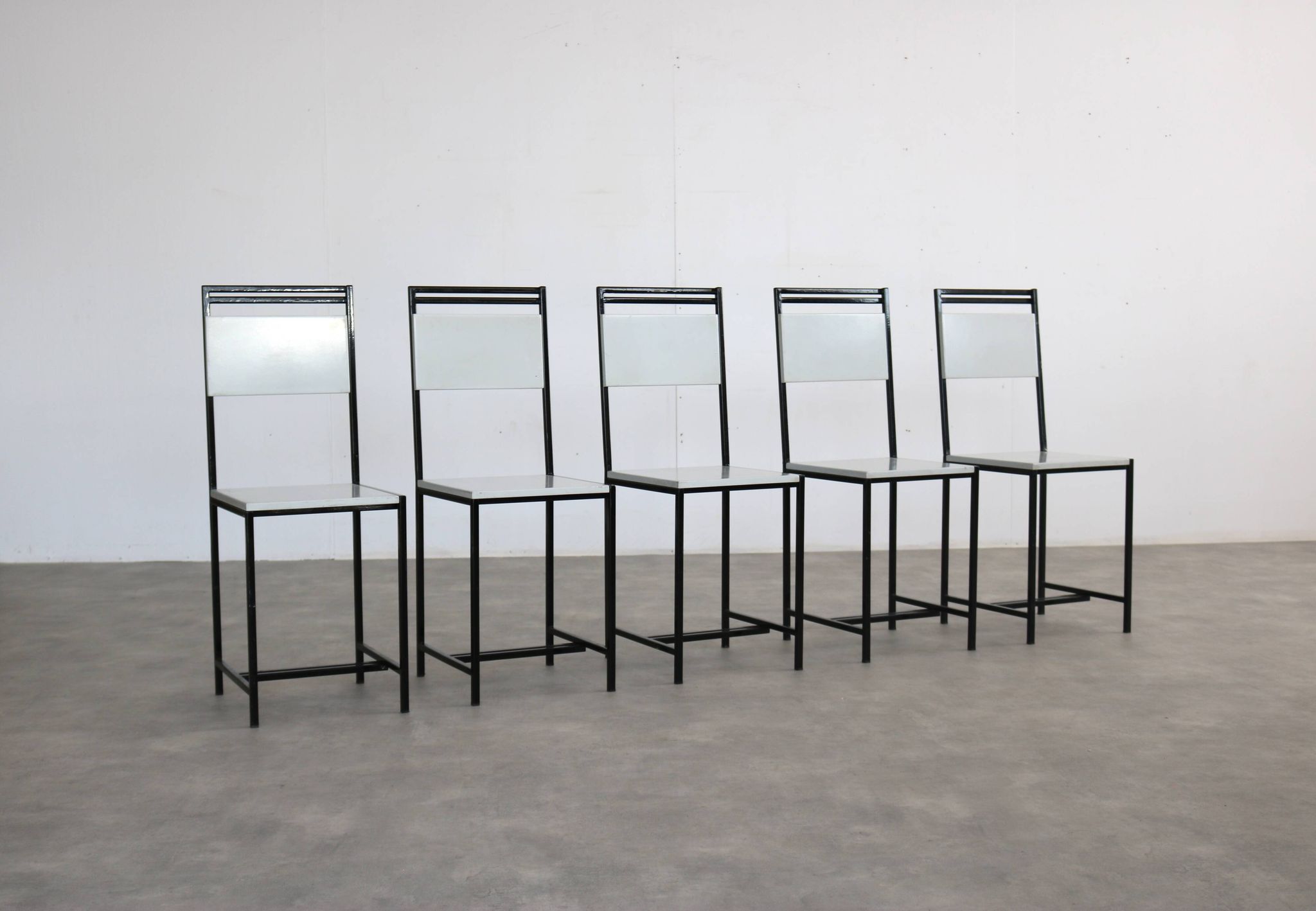 5 chaises de salle à manger, années 1960