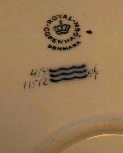 Rare large plate, dish Manufacture Royal Copenhagen Danish Porcelain 1889
