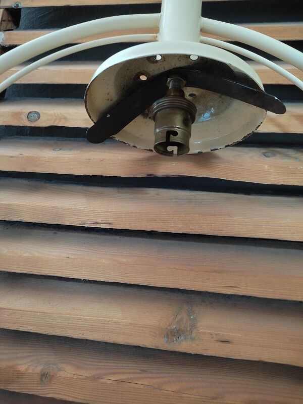 Suspension plafonnier lampe globe opaline métal écru dp 1121b67 ancien