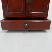 Armoire à bijoux en acajou ancien