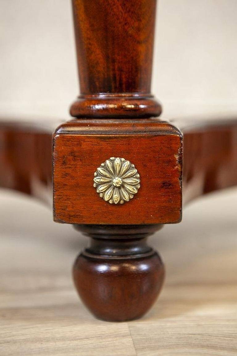 Late 19th Century Biedermeier Mahogany Oval Side Table, 1890s