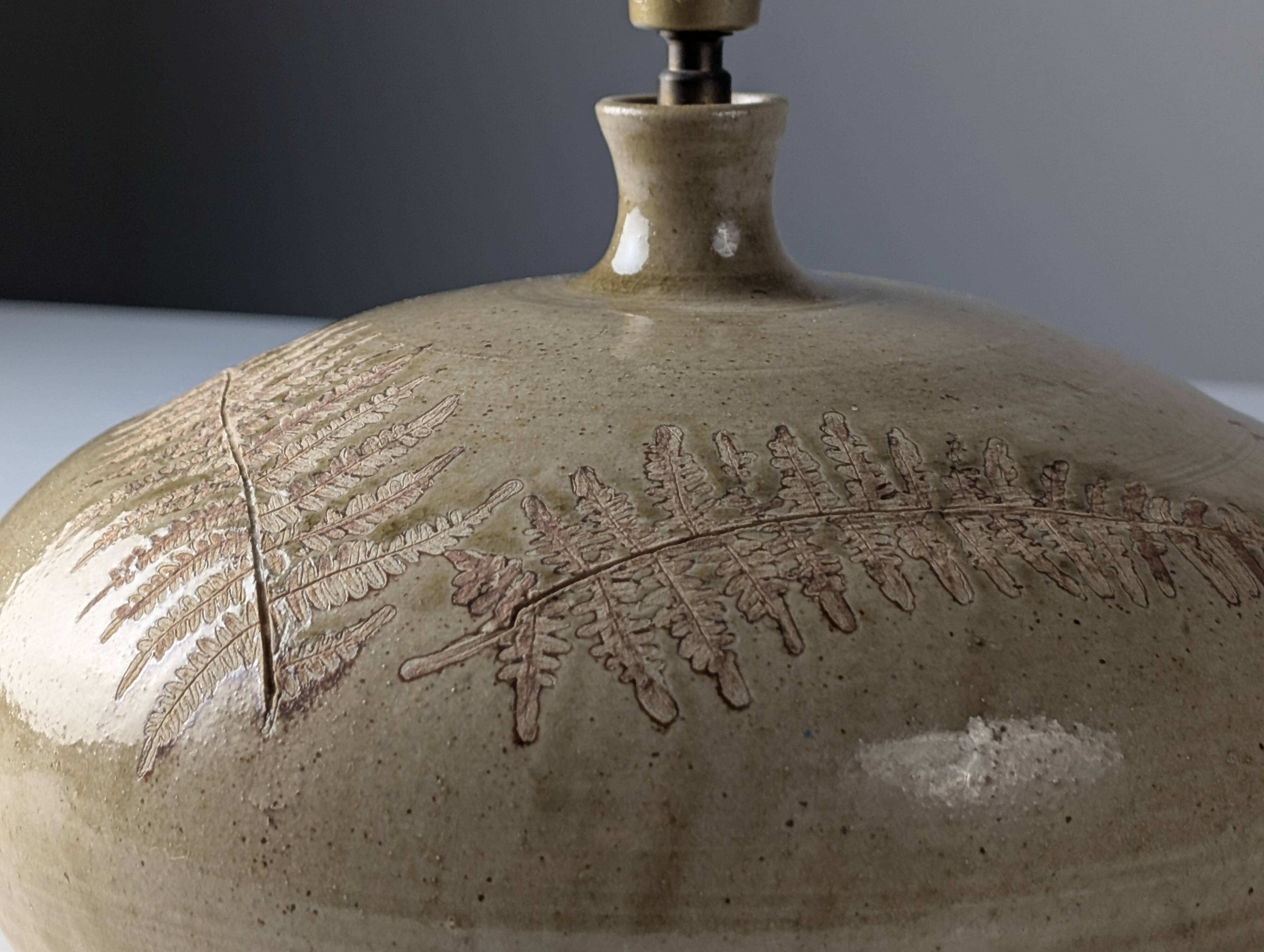 Ceramic table lamp in the style of Roger Capron with fern leaf Herbier motif, 1960s