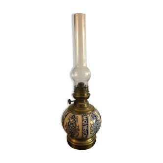 Oil lamp