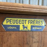 (Hang) wall cabinet tool cabinet Peugeot Fréres