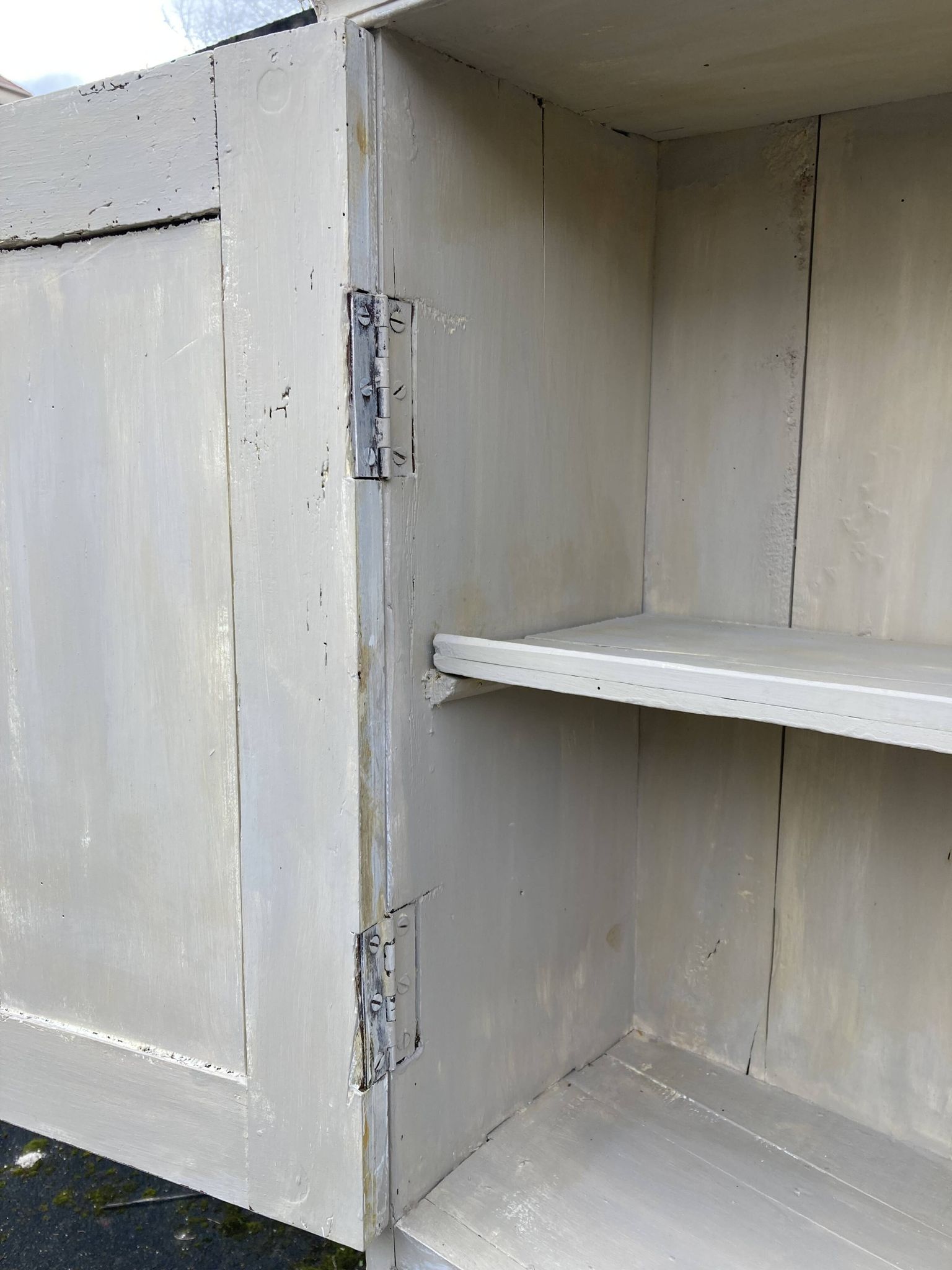 Painted Savoyard dresser.