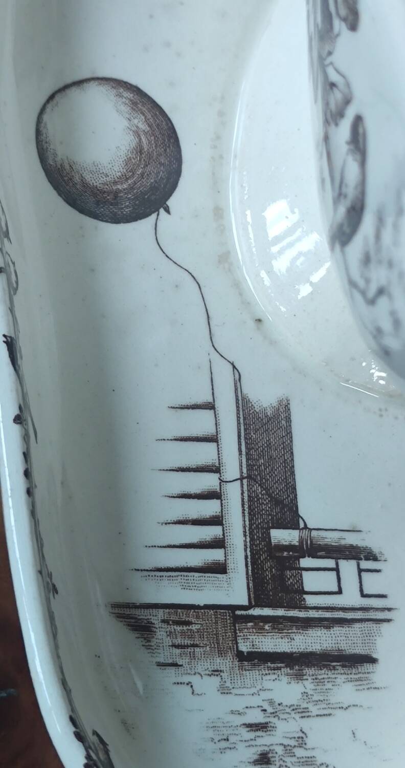 Old Dish Old Sauce Boat Terre De Fer HB & Cie/Art De Table/Sepia