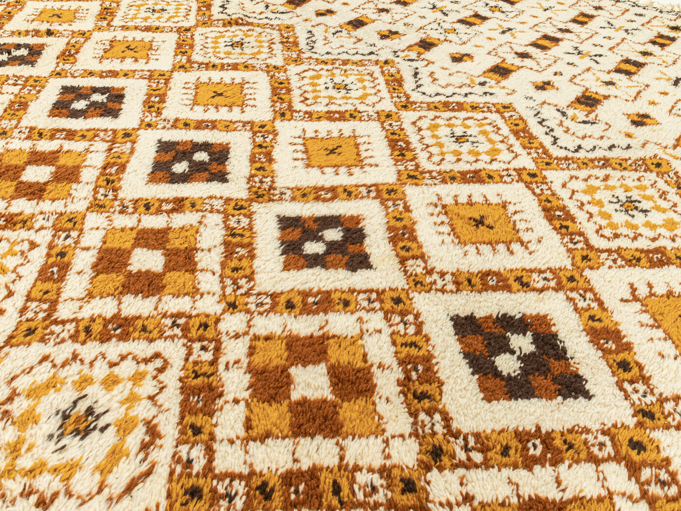 1960s berber carpet, 260 x 367