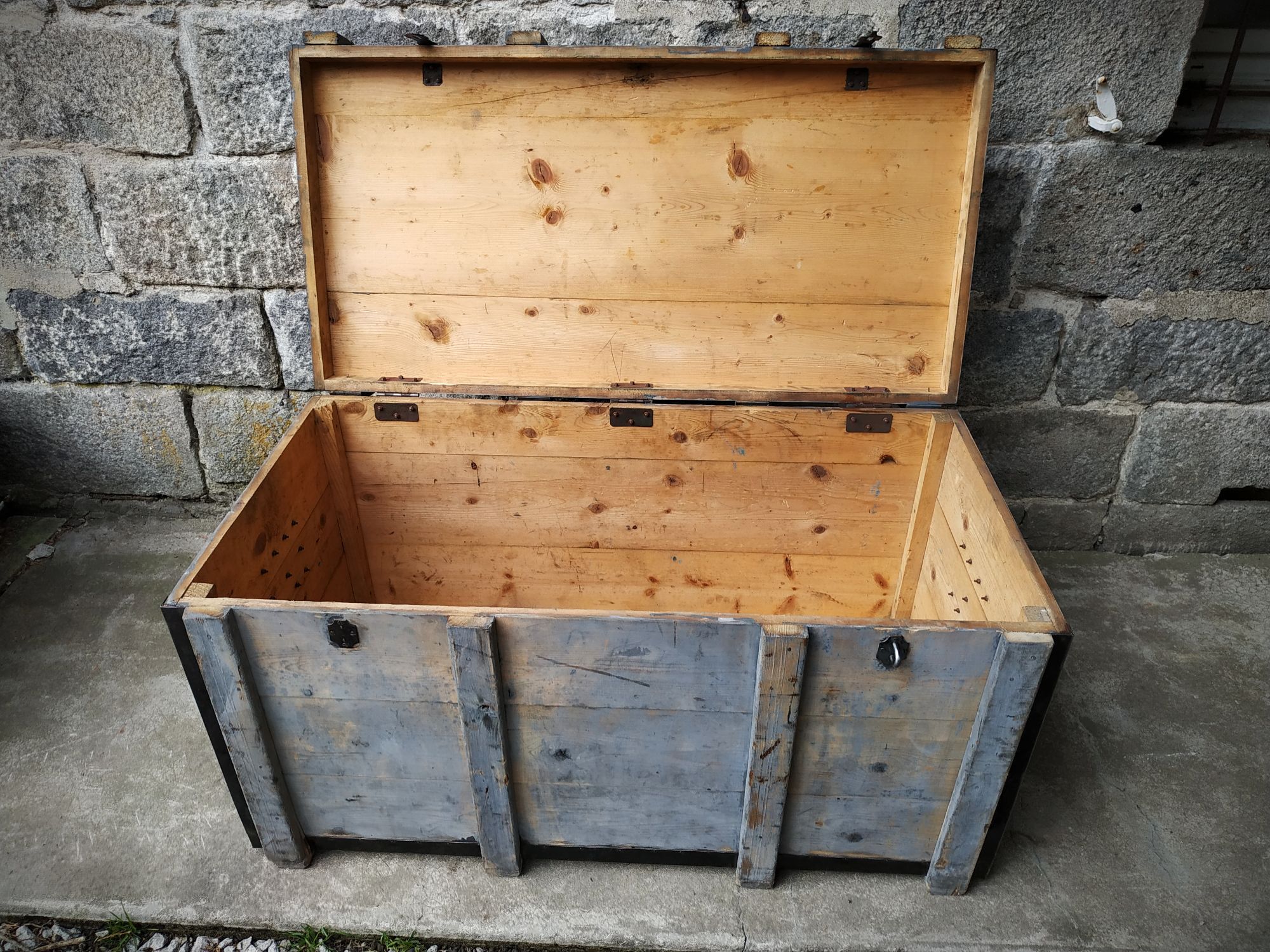 Malle de voyage coffre