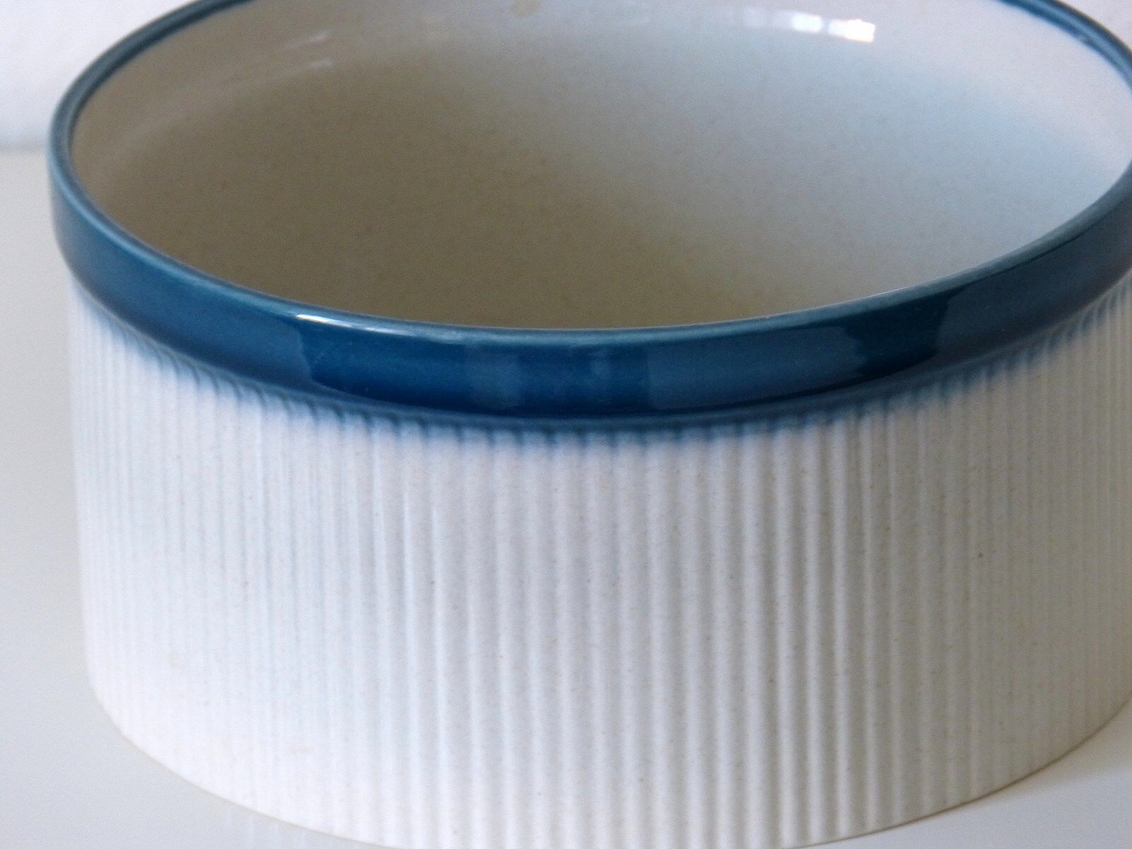 Plat rond Wedgwood "Blue Pacific" Made in England Vintage 70's