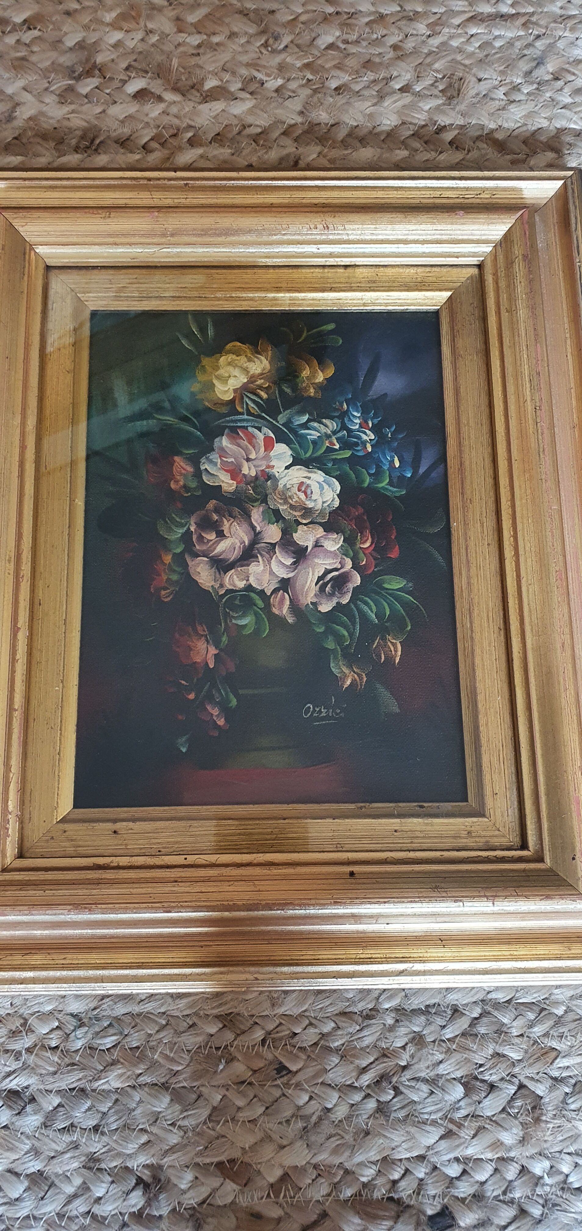 Table bouquet of flowers