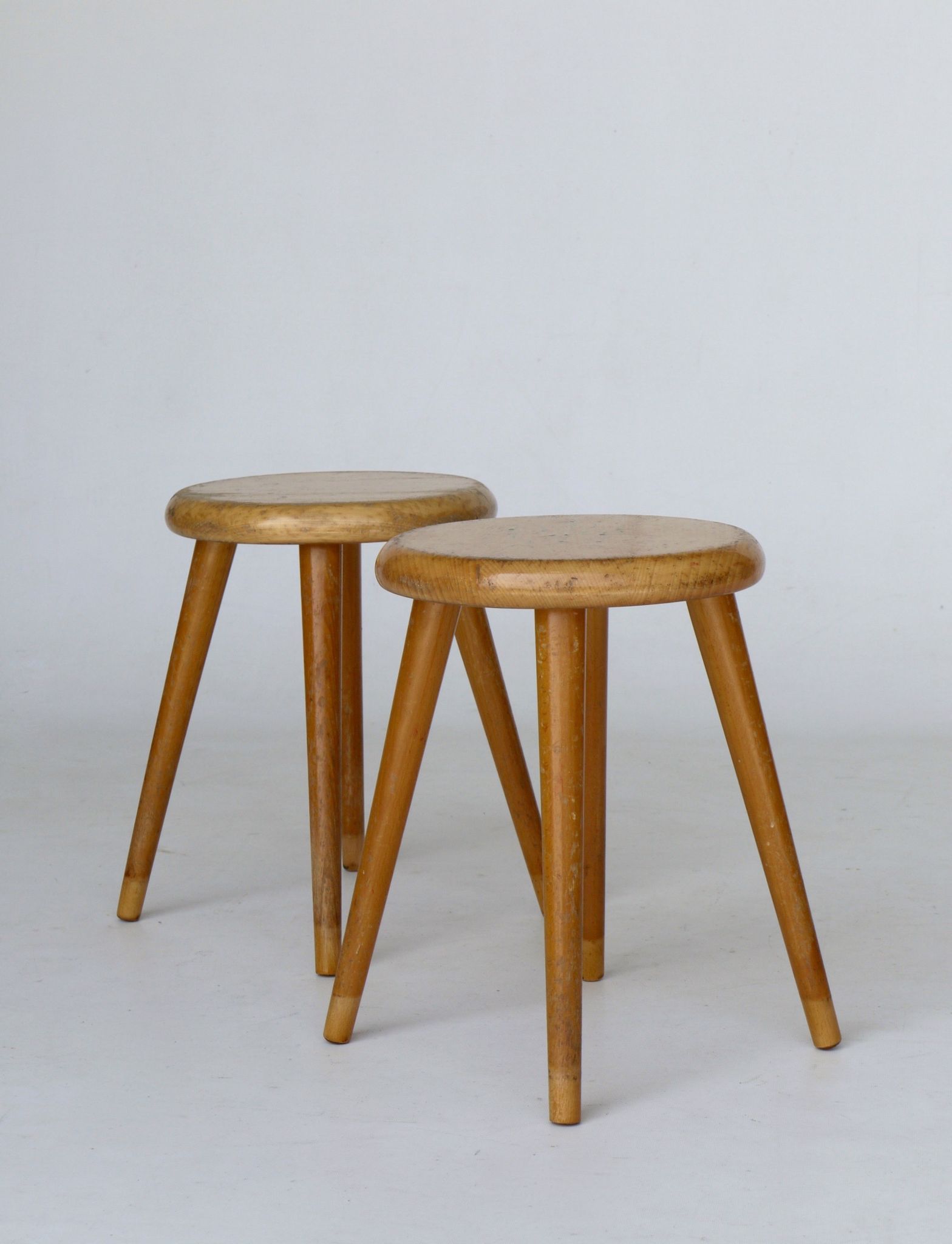 Vintage children's beech wood stools. 1950s. set of 2