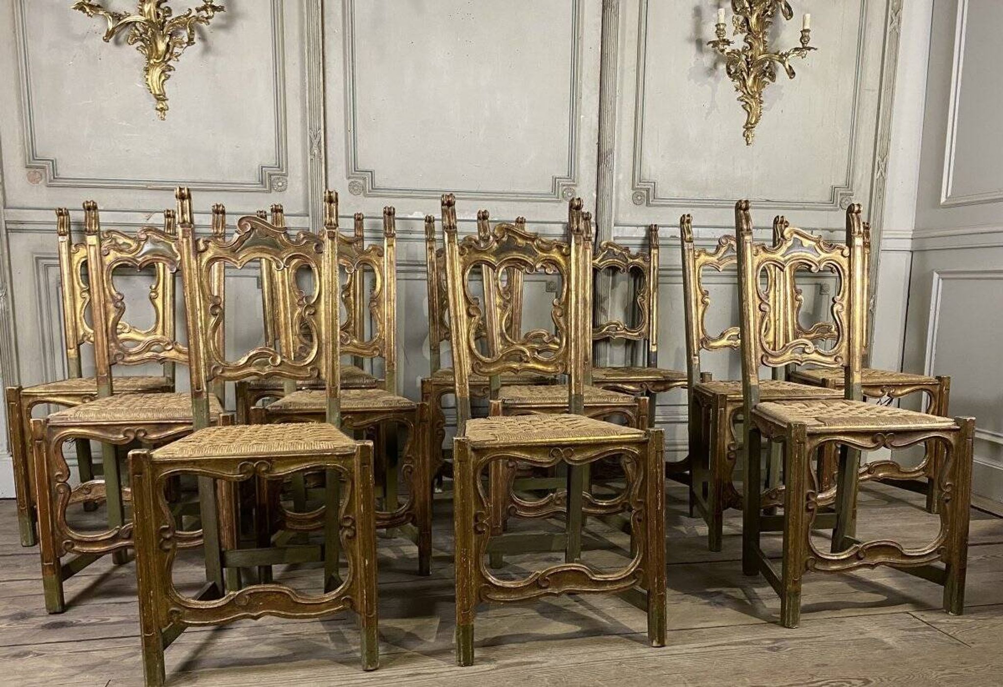 Set of 12 carved wooden chairs, Italy