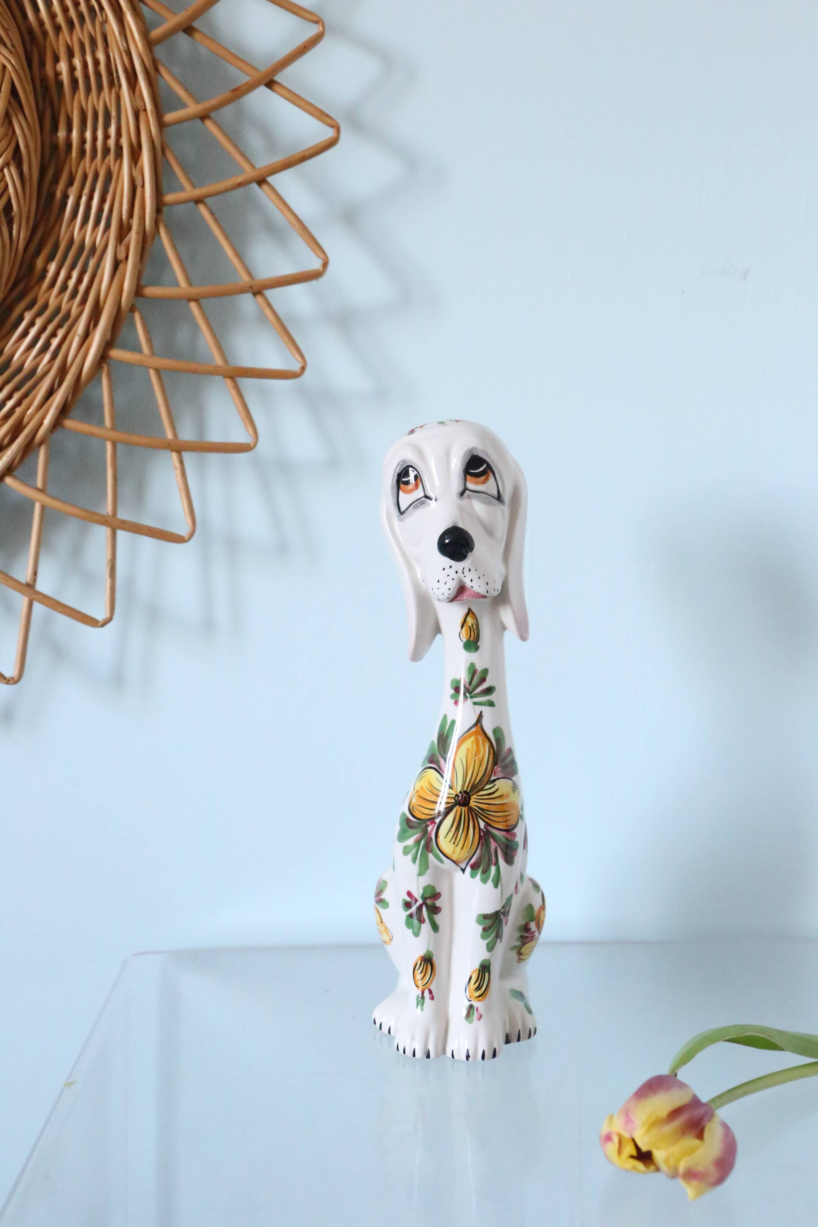 Adorable Italian ceramic figurine, vintage