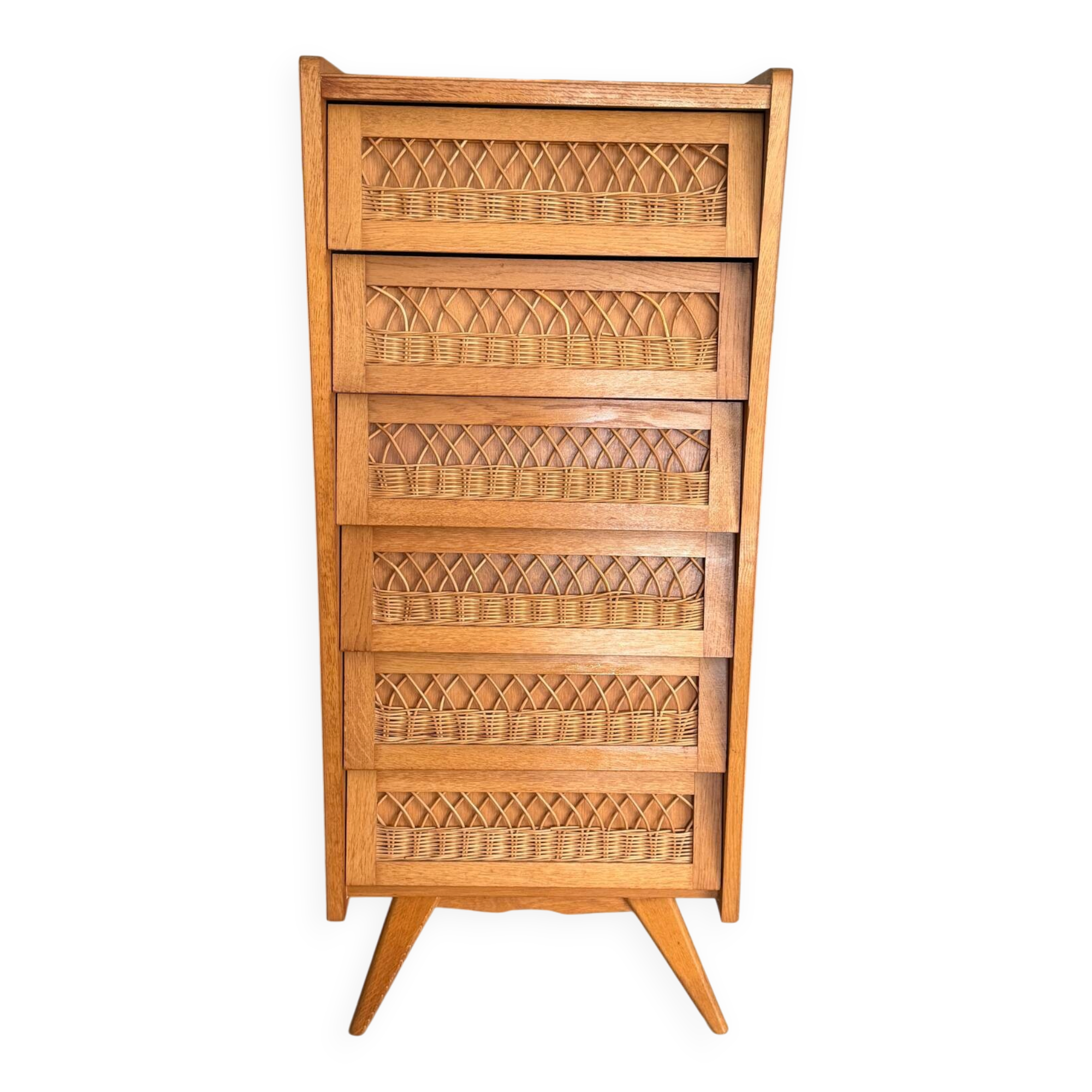 Vintage 1960s chest of drawers / chiffonnier with tapered legs and rattan.