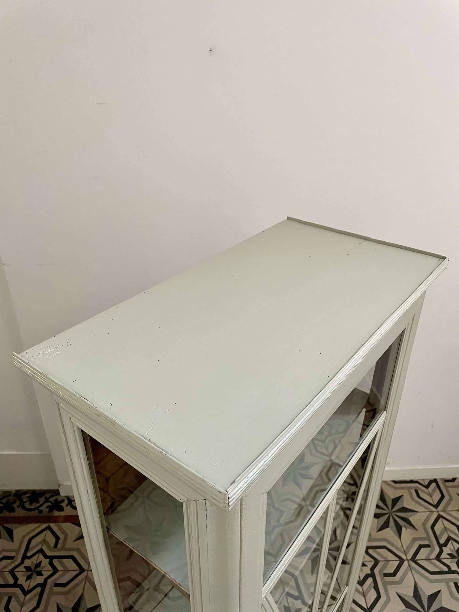 Armoire vitrée 1900 rénovée