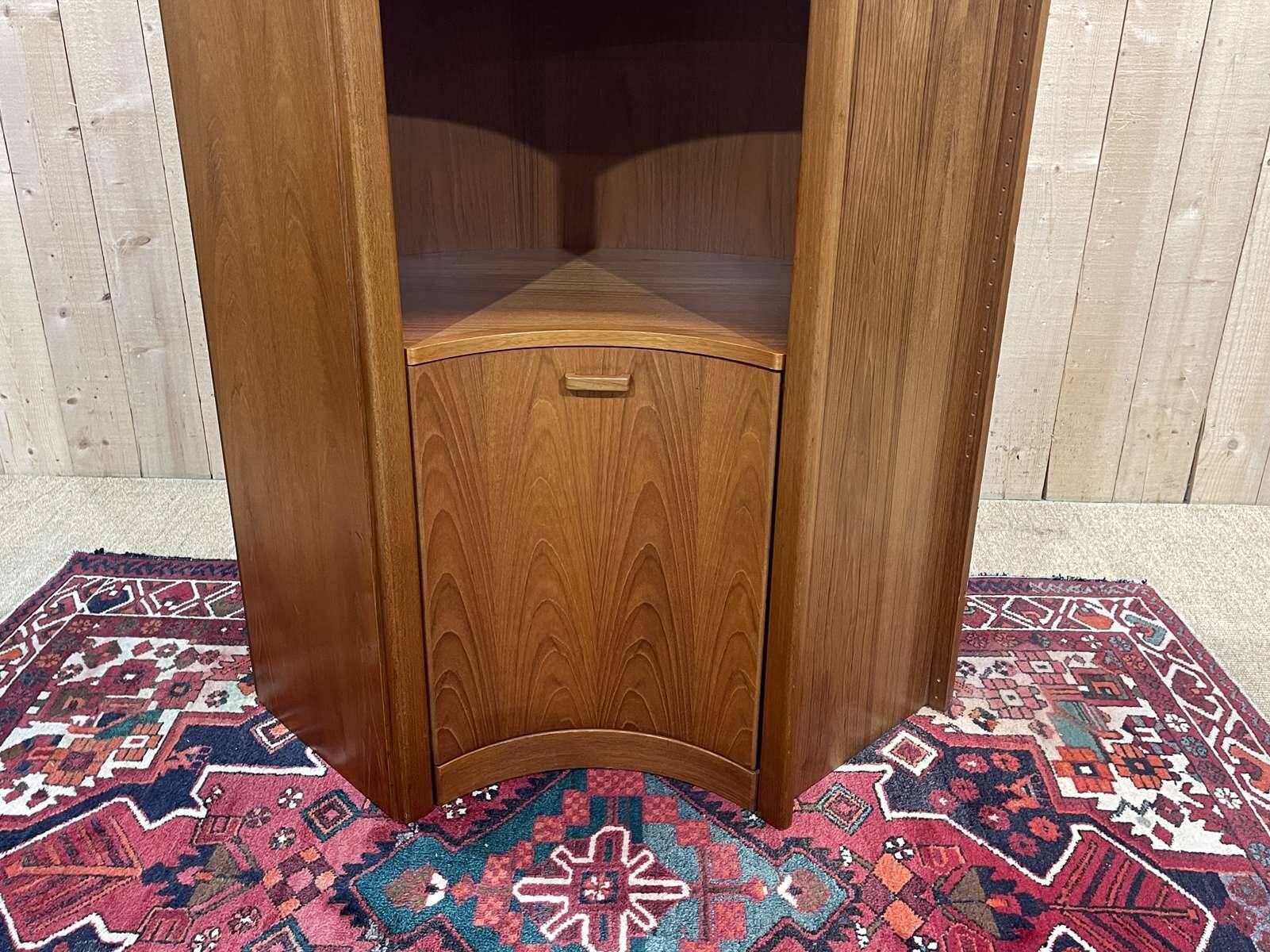 GPLAN brand neck in teak